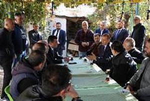 ÇIKRIKÇILAR YOKUŞU ESNAF İLE TOPLANTI