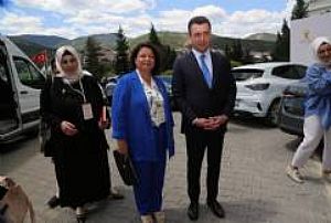 KIZILCAHAMAM AK PARTİ KADIN KOLLARI LİDERLİK AKADEMİSİ 