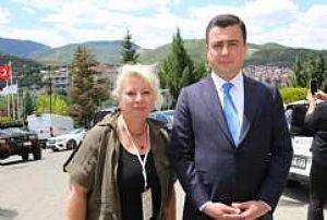 KIZILCAHAMAM AK PARTİ KADIN KOLLARI LİDERLİK AKADEMİSİ 