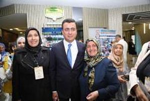 KIZILCAHAMAM AK PARTİ KADIN KOLLARI LİDERLİK AKADEMİSİ 