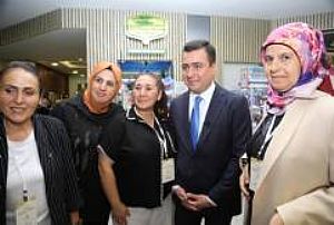 KIZILCAHAMAM AK PARTİ KADIN KOLLARI LİDERLİK AKADEMİSİ 