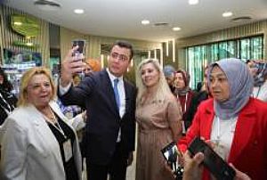 KIZILCAHAMAM AK PARTİ KADIN KOLLARI LİDERLİK AKADEMİSİ 