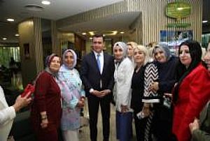 KIZILCAHAMAM AK PARTİ KADIN KOLLARI LİDERLİK AKADEMİSİ 