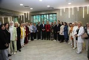 KIZILCAHAMAM AK PARTİ KADIN KOLLARI LİDERLİK AKADEMİSİ 