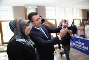 KIZILCAHAMAM AK PARTİ KADIN KOLLARI LİDERLİK AKADEMİSİ 