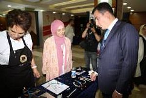 KIZILCAHAMAM AK PARTİ KADIN KOLLARI LİDERLİK AKADEMİSİ 