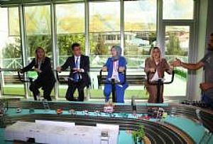 KIZILCAHAMAM AK PARTİ KADIN KOLLARI LİDERLİK AKADEMİSİ 