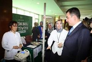 KIZILCAHAMAM AK PARTİ KADIN KOLLARI LİDERLİK AKADEMİSİ 