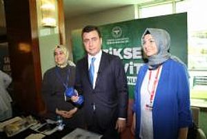KIZILCAHAMAM AK PARTİ KADIN KOLLARI LİDERLİK AKADEMİSİ 