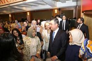 KIZILCAHAMAM AK PARTİ KADIN KOLLARI LİDERLİK AKADEMİSİ 