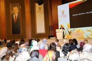 KIZILCAHAMAM AK PARTİ KADIN KOLLARI LİDERLİK AKADEMİSİ 