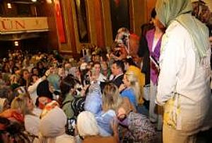 KIZILCAHAMAM AK PARTİ KADIN KOLLARI LİDERLİK AKADEMİSİ 