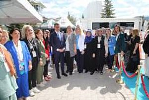 KIZILCAHAMAM AK PARTİ KADIN KOLLARI LİDERLİK AKADEMİSİ 