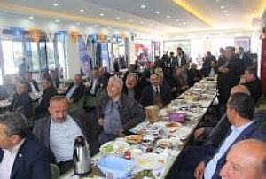 HAYMANA DERNEKLER FEDERASYONU/ PURSAKLAR/ ÇUBUK MUHTARLARLA TOPLANTI/ ÇUBUK PAZAR YERİ 