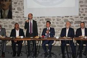 HAYMANA DERNEKLER FEDERASYONU/ PURSAKLAR/ ÇUBUK MUHTARLARLA TOPLANTI/ ÇUBUK PAZAR YERİ 