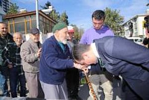 AK PARTİ KEÇİÖREN İLÇE BAŞKANLIĞI ESNAF VE PAZAR YERİ ZİYARETLERİ