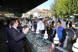 AK PARTİ KEÇİÖREN İLÇE BAŞKANLIĞI ESNAF VE PAZAR YERİ ZİYARETLERİ