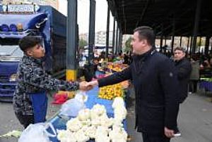 YENİMAHALLE İLÇE BAŞKANLIĞI KARDELEN PAZAR ESNAFI ZİYARETİ