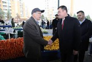 YENİMAHALLE İLÇE BAŞKANLIĞI KARDELEN PAZAR ESNAFI ZİYARETİ