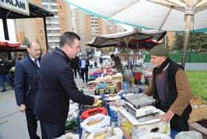 YENİMAHALLE İLÇE BAŞKANLIĞI KARDELEN PAZAR ESNAFI ZİYARETİ