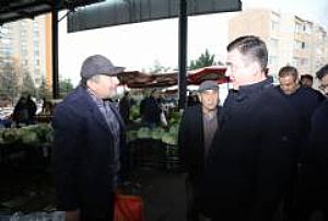 YENİMAHALLE İLÇE BAŞKANLIĞI KARDELEN PAZAR ESNAFI ZİYARETİ