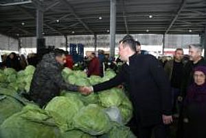 AK PARTİ SİNCAN İLÇE BAŞKANLIĞI YENİKENT PAZAR YERİ ZİYARETİ