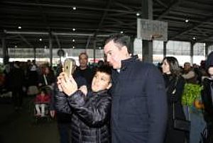 AK PARTİ SİNCAN İLÇE BAŞKANLIĞI YENİKENT PAZAR YERİ ZİYARETİ