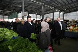 AK PARTİ SİNCAN İLÇE BAŞKANLIĞI YENİKENT PAZAR YERİ ZİYARETİ