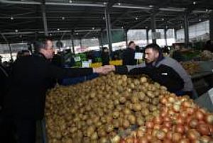 AK PARTİ SİNCAN İLÇE BAŞKANLIĞI YENİKENT PAZAR YERİ ZİYARETİ