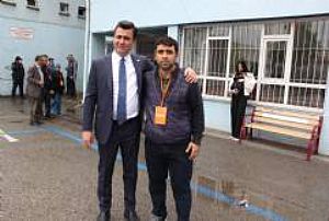 KEÇİÖREN OKULARDA SANDIK KONTROLÜ 