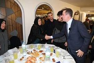 AK PARTİ YENİMAHALLE İLÇE BAŞKANLIĞI İFTAR PROGRAMI