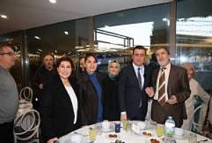 AK PARTİ YENİMAHALLE İLÇE BAŞKANLIĞI İFTAR PROGRAMI