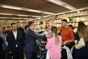PURSAKLAR SARAY KAPALI PAZAR YERİ