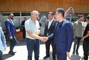 ŞAŞMAZ AHİ EVRAN CAMİİ AŞURE DAĞITIMI