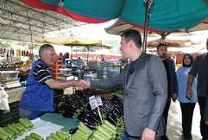 KEÇİÖREN AYVALI PAZAR YERİ