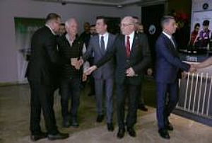 GÖLBAŞI BELEDİYESİ YÜZÜNCÜ YIL BUZ PATENİ VE TIRMANMA SALONU AÇILIŞI 