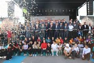 GÖLBAŞI BELEDİYESİ YÜZÜNCÜ YIL BUZ PATENİ VE TIRMANMA SALONU AÇILIŞI 