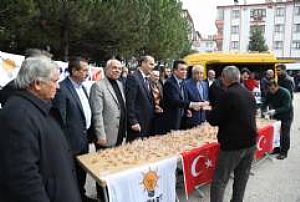 KARAPÜRÇEK TEVHİD CAMİ LOKMA TATLISI DAĞITIMI