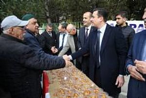 KARAPÜRÇEK TEVHİD CAMİ LOKMA TATLISI DAĞITIMI