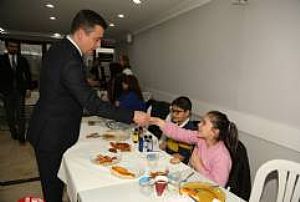 TÜRKİYE ŞEHİT YAKINLARI VE GAZİLERİ DAYANIŞMA VAKFI