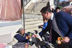 ÇIKRIKÇILAR YOKUŞU BAYRAMLAŞMA