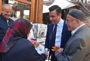 ÇIKRIKÇILAR YOKUŞU BAYRAMLAŞMA