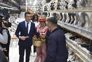 ÇIKRIKÇILAR YOKUŞU BAYRAMLAŞMA