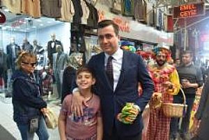 ÇIKRIKÇILAR YOKUŞU BAYRAMLAŞMA