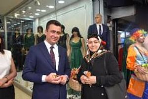 ÇIKRIKÇILAR YOKUŞU BAYRAMLAŞMA