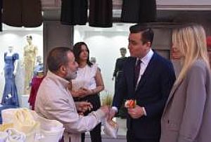 ÇIKRIKÇILAR YOKUŞU BAYRAMLAŞMA