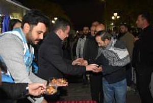 KADİR GECESİ HACIBAYRAM CAMİ LOKMA DAĞITIMI