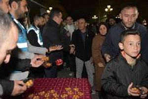 KADİR GECESİ HACIBAYRAM CAMİ LOKMA DAĞITIMI