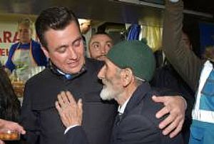 KADİR GECESİ HACIBAYRAM CAMİ LOKMA DAĞITIMI