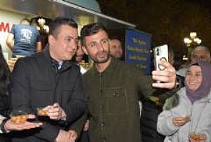 KADİR GECESİ HACIBAYRAM CAMİ LOKMA DAĞITIMI